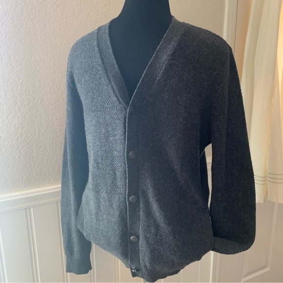 Marc Anthony front button cardigan - Picture 2 of 9